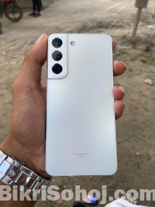 Samsung S22